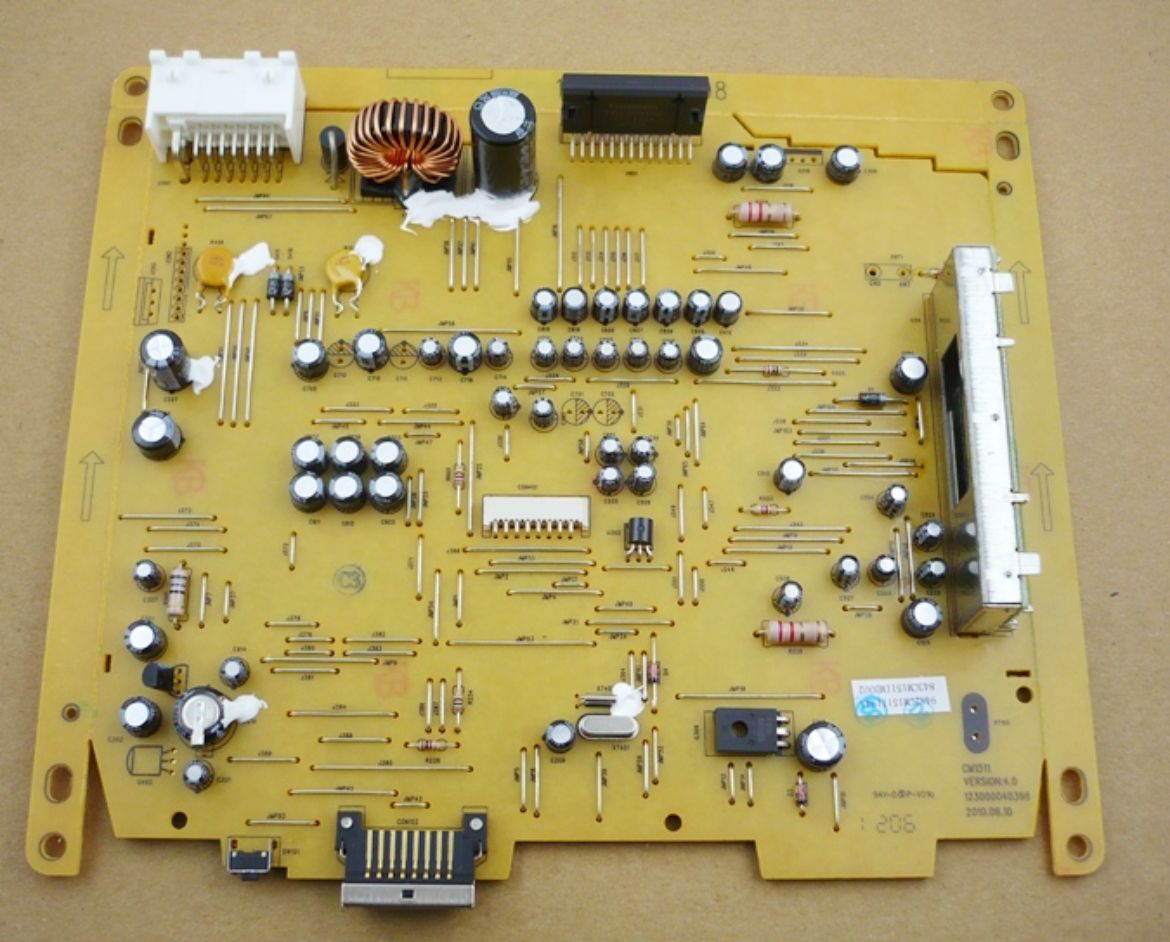 843CM1511MB002.jpg