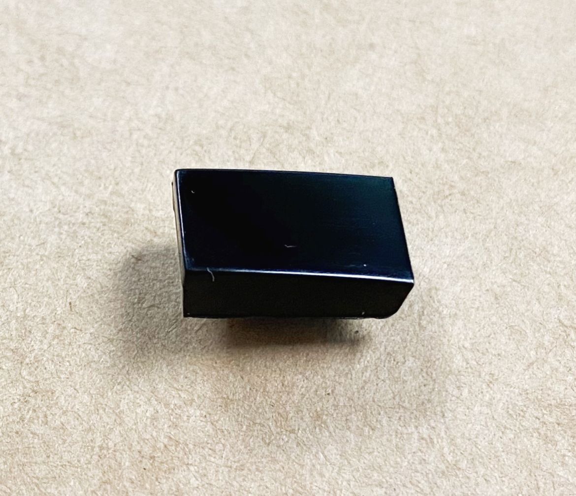 LV39107002A.jpg