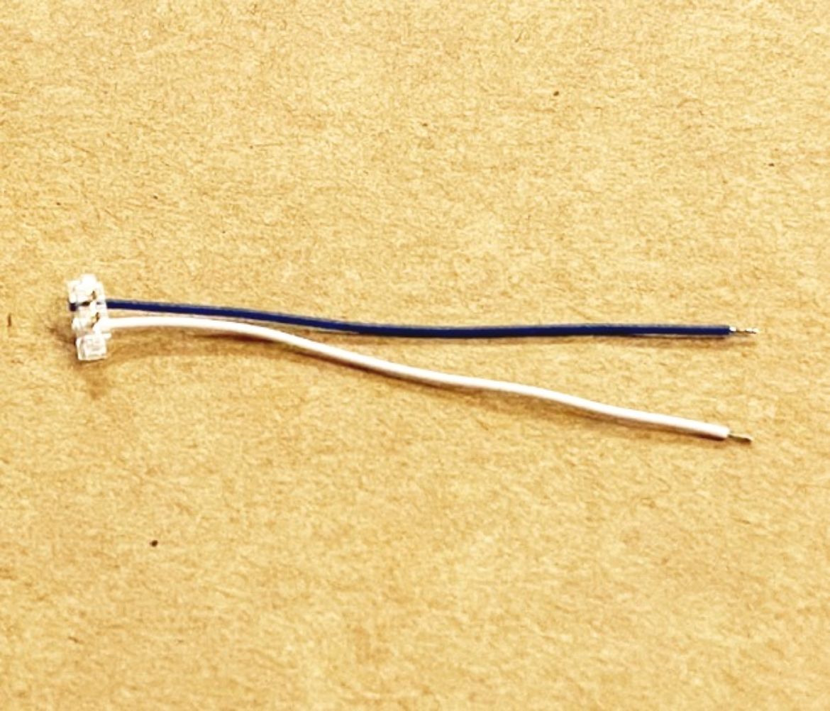 E37097805.jpg